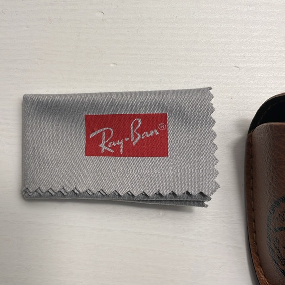 Ray ban sunglasses - Picture 2 of 5